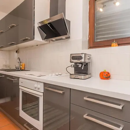 4 Bedroom Amazing In * Sukosan