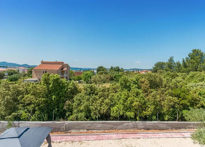 4 Bedroom Amazing In *