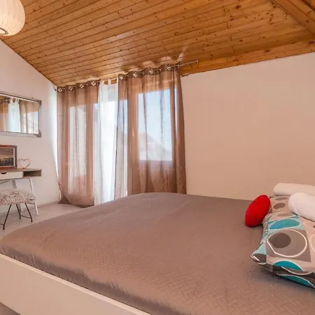 Vakantiehuis Beautiful In With Wifi